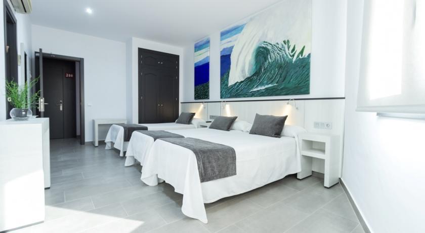 Hostal El Yunque Conil De La Frontera Cameră foto
