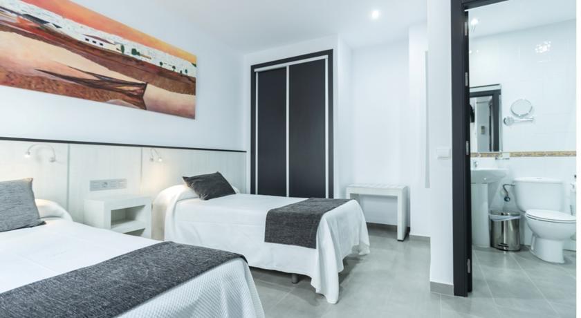 Hostal El Yunque Conil De La Frontera Cameră foto
